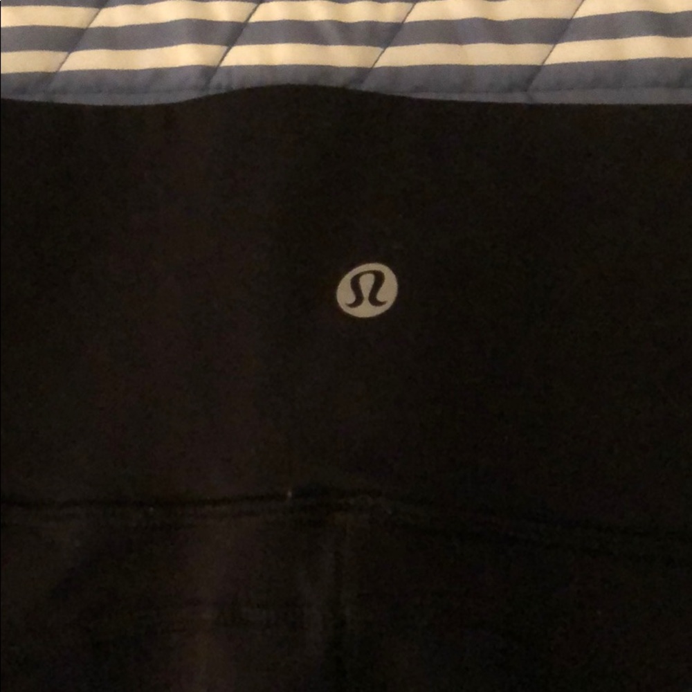 Lululemon black leggings